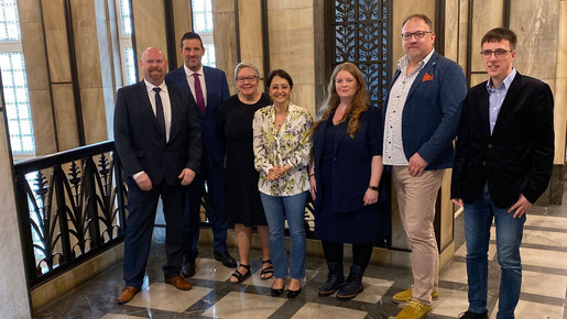 Gemeinsames Fotos des Vorstandes des BDR und des DGVB mit Senatorin Dr. Badenberg